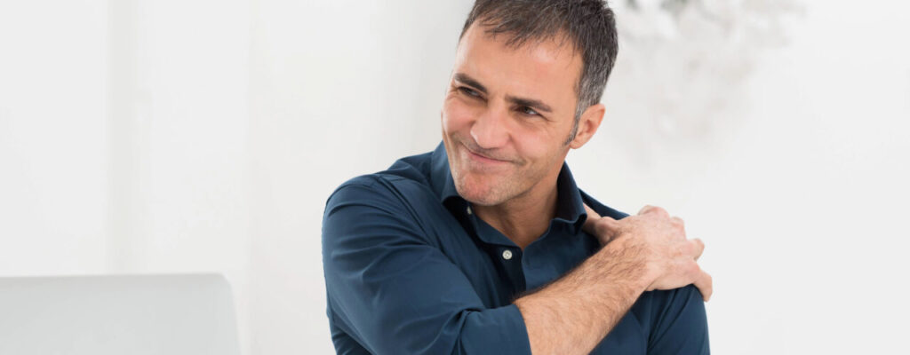 Posture and Shoulder Health: The Connection Between Good Posture and Shoulder Well-being