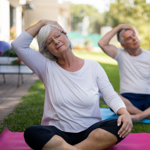 neck-pain-and-headache-relief-AMR-Physical-Therapy-Anaheim-CA